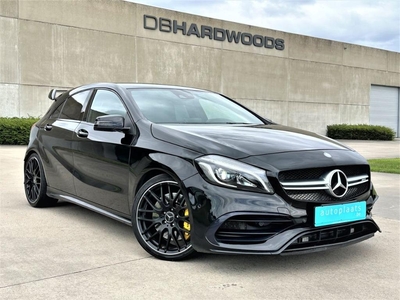 Mercedes A45 AMG 381pk Aero Pack 2017 Turbo 4-Matic