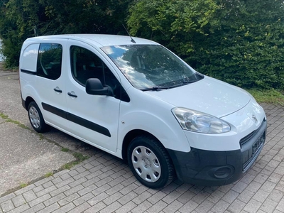 Peugeot partner 1.6hdi airco navi 3zit