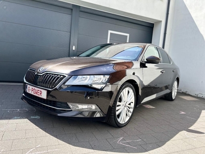 Skoda SuperB met garantie al gekeurd