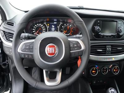 Fiat Tipo 1.4i 5d Luxury + GPS
