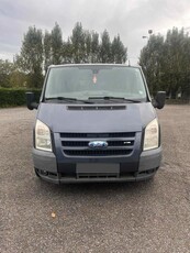 Ford Transit 2.2 Tdci prête à immatriculer