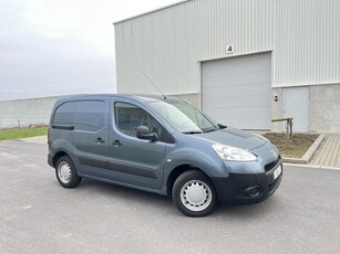 Peugeot Partner 1.6i Benzine 98PK * 1 JAAR GARANTIE * !