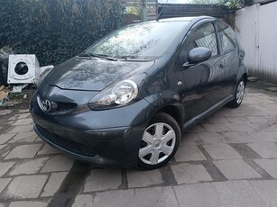 Toyota aygo 1.0 ESSENCE 2007 prête à être immatriculée