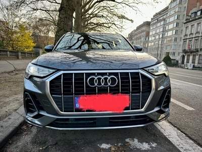 Véhicule Audi Q3