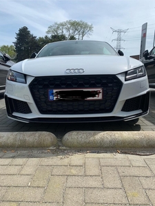 Audi tt coupé 197pk s-line s-tronic