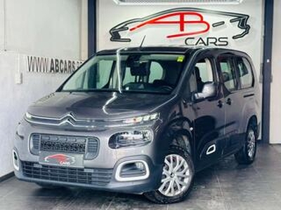 Citroen BERLINGO 1.2i * 7 PLACES * BOITE AUTO * GAR 12 MOIS *