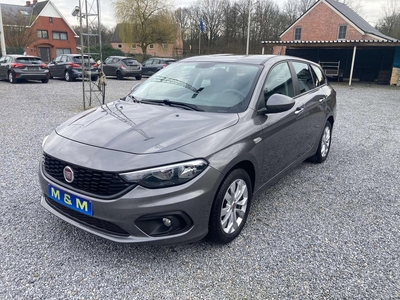 Fiat Tipo 1.4i Lounge *12M GARANTIE*