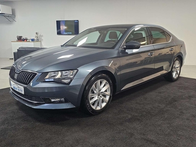 Skoda Superb 1.8 TSI Style DSG Benzine - Automaat - Camera