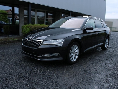 SKODA SUPERB 2.0 TDI DSG VIRTUAL COCKPIT LEDER ADAPTIVE CRUI