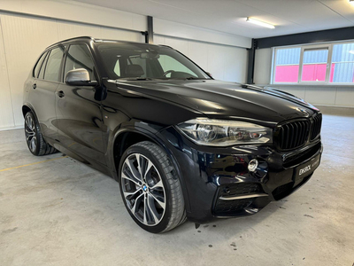 BMW X5 M50d (M-pakket / Pano / Org NL / 19950 netto Export)