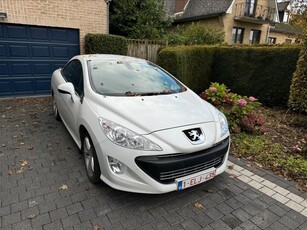 Peugeot 308cc 2012 / 170.000km / 1.6diesel euro5 / proper