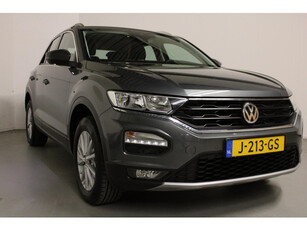 Volkswagen T-Roc 1.5 TSI Style Business T-Haak | Navi | Airco | ACC | LMV | 150PK!