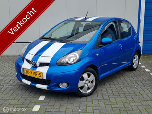 Toyota Aygo 1.0-12V Dynamic Blue 1e eigenaar! 111DKM NWE APK