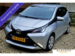 Toyota Aygo 1.0 VVT-i x-nav Camera Cruise Controle Navigatie