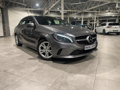 Mercedes A180d - Sport - LED/Pano/camera