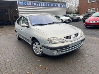 Renault Megane - 2001