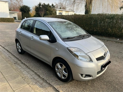 Toyota Yaris 1.3 VVTI 101ch / 2010 / 108.000km