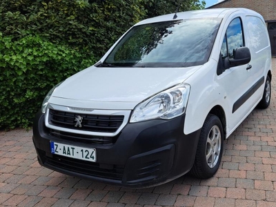 Peugeot Partner 1600 diesel 2018 met 76000 km