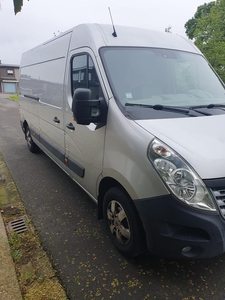 Renault Master 2.3 dci L3H2 • 131.000km • Carnet d'entretien