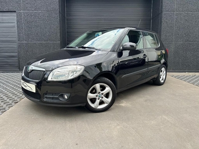 Skoda Fabia 1.2 benzine - airco - alu velgen - garantie