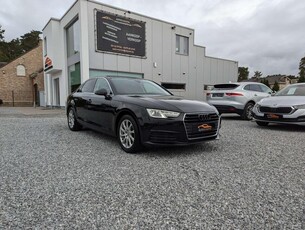 Audi A4 35 TFSI Design S tronic | XENON | NAVI | PARKSENS