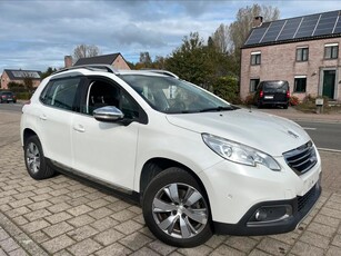 Peugeot 2008 1.2 Benzine Allure – Navi – 12 MAANDEN GARANTIE