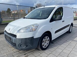 Peugeot partner 11/2014 139000km 1.6hdi Airco volledige serv