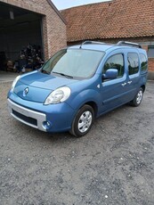 renault kangoo benzine