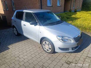 Skoda fabia 2015 1.2i 38000km