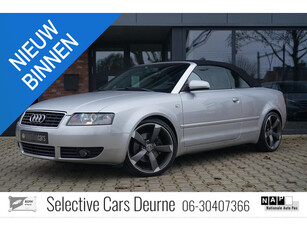 Audi A4 Cabriolet 2.4 V6 Exclusive , S-line, Youngtimer, Trekhaak, 19'' Rotor.