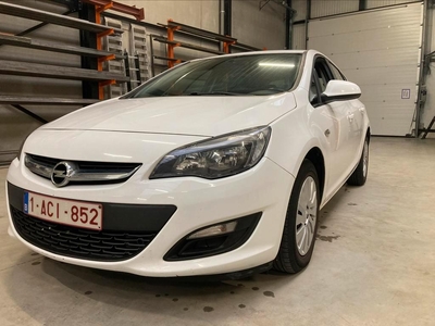 Opel Astra 1.4 benzine 74 kw 100 pk