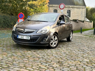 Opel corsa 90000 km euro 5 benzine