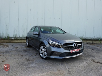 Mercedes Benz A180 benzine *Led*Navi*Trekhaak*