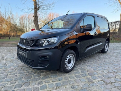 Peugeot Partner 1.2 / BENZINE / 3-ZIT / BTW / CRUISE CONTROL