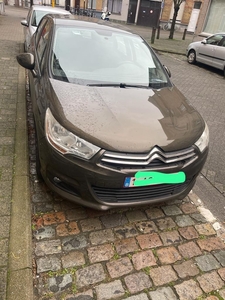 Citroën C 4 benzine met keuringsbewijs