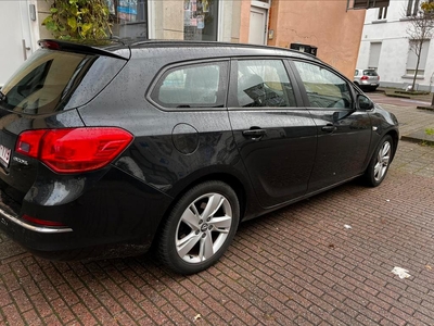 Opel Astra 2013 Euro 5 Gekeurd voor verkoop