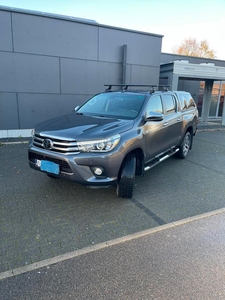 Toyota Hilux 4x4 double cab. Autom