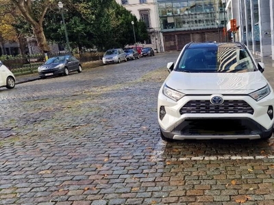 Toyota rav 4 hybrid