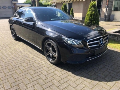 Mercedes E200 d AVANTGARDE CAMERA NAVI LED PDC