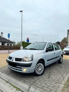 Renault Clio | 2003 | 1.2i | 76.000km | Propere staat !