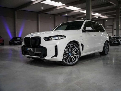 BMW X5 3.0AS xDrive50 MHEV (bj 2024, automaat)