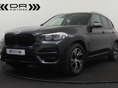 BMW X3 sDrive 18d ADVANTAGE - SPORTZETELS - NAVI - LED