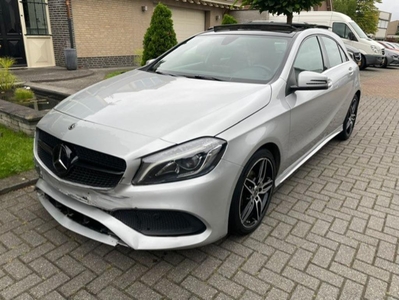 Mercedes A180 d AMG LINE PANORAMADAK COMAND CAMERA