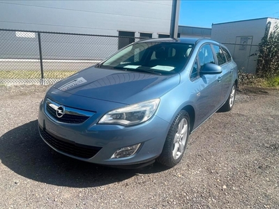 opel astra 1.7 CDTI 185000 km euro 5 2011