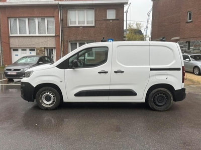 Peugeot partner 1.5 hdi 128000 km 3 zitplaatsen 09/2020