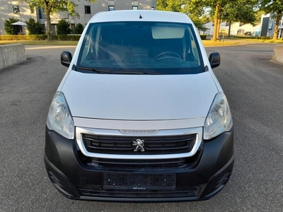 Peugeot Partner 1600hdi 2017 Euro6 125.000 km Airco Cruise