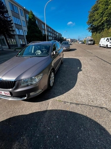 Skoda superb 1.8 benzin 2010