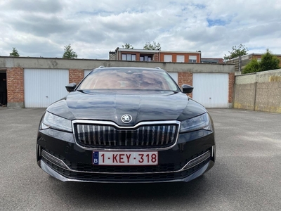 Skoda Superb Combi 1.4 TSI iV 218PK DSG Style