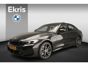 BMW 3 Serie Sedan 320e | M-Sportpakket | LED | Navigatie | Schuifdak | Trekhaak | Sportstoelen | DAB | Hifi speakers Alu 19 inch