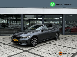 BMW 3-serie Touring 318d Aut. 2.0 Sportline Leder Xenon Navi Carplay